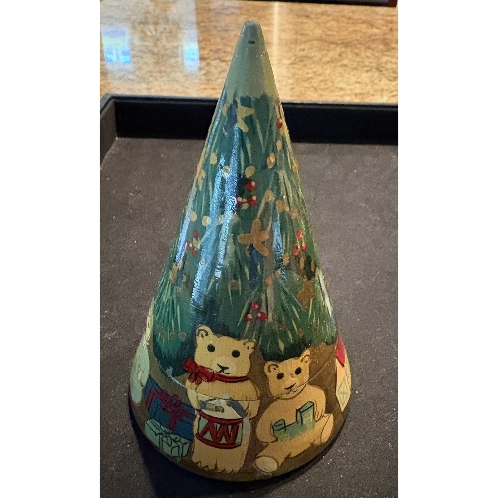 VTG Lillian Vernon Hand Made/Painted Wooden Nesting Christmas Trees‎  Set of 3